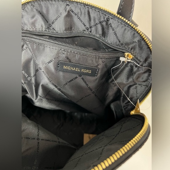 MICHAEL KORS Women’s Cindy Large Perforated Leather Backpack brand new with tag - Picture 6 of 6